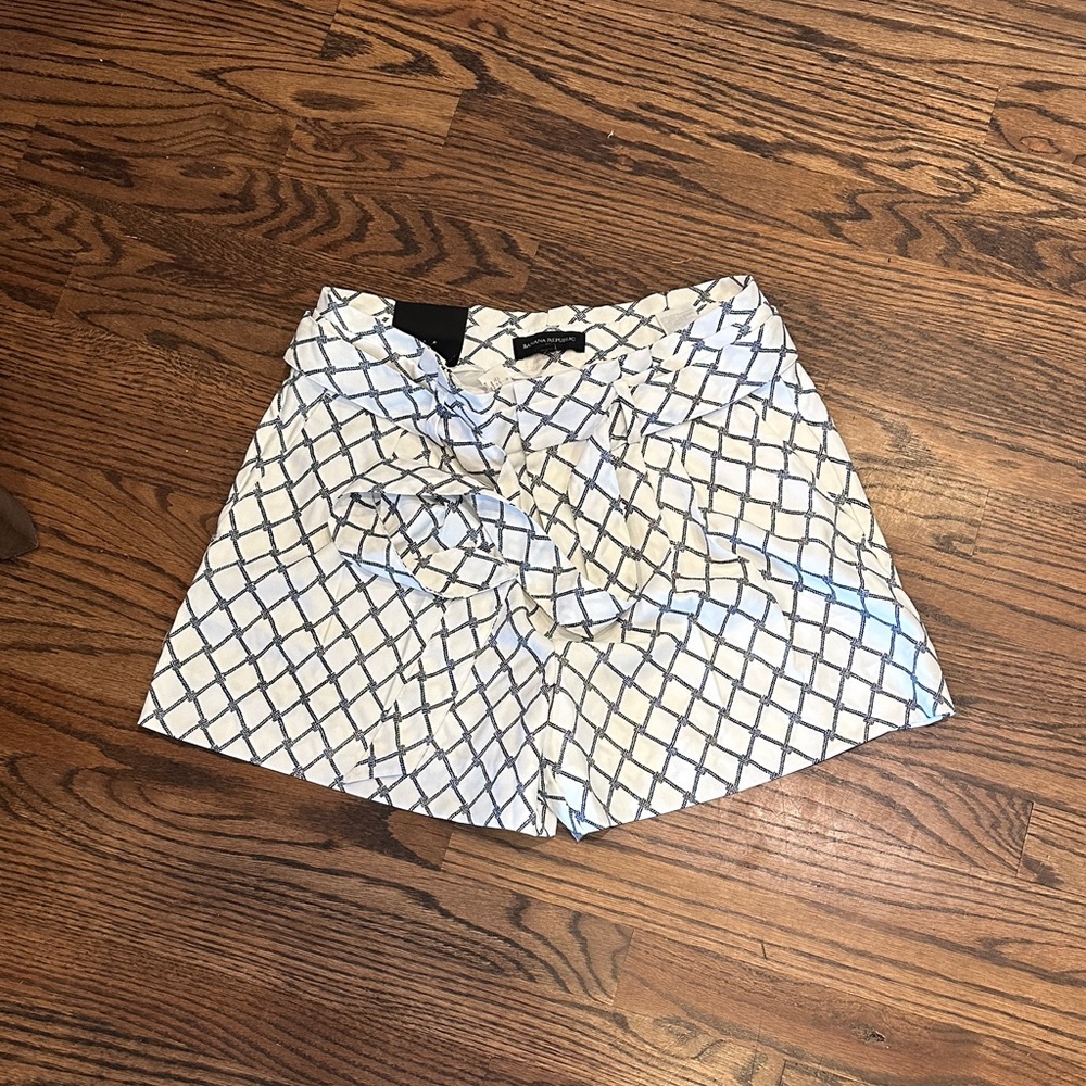 Women's White and Black Patterned Shorts